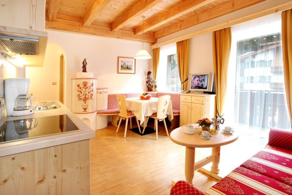 Garni B&B Schenk Selva di Val Gardena Eksteriør bilde