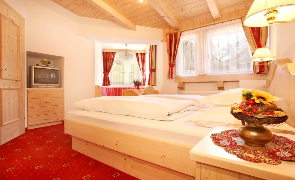 Garni B&B Schenk Selva di Val Gardena Rom bilde