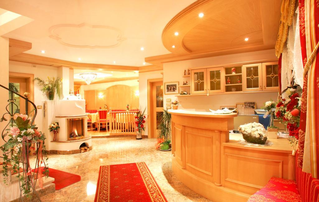 Garni B&B Schenk Selva di Val Gardena Rom bilde